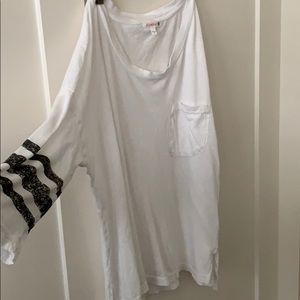 Long sleeve tee with detailing